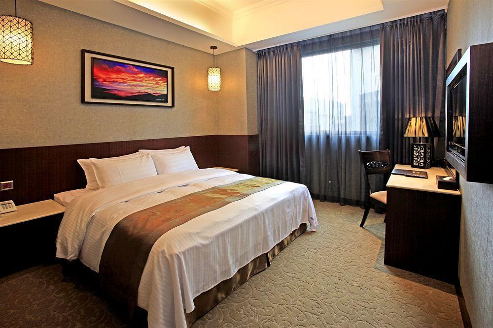 צ'יאיי סיטי Guanko Hotel מראה חיצוני תמונה